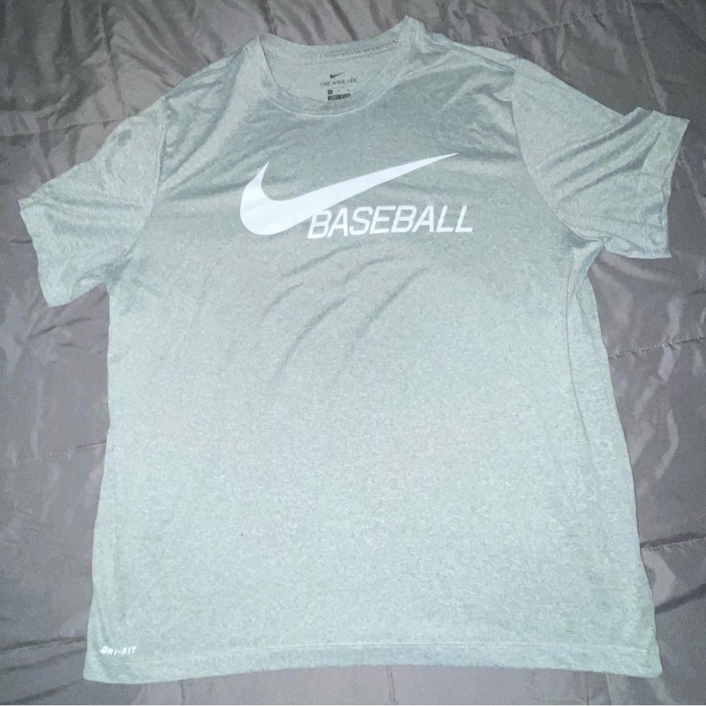 Mens Dri-Fit Nike Tee